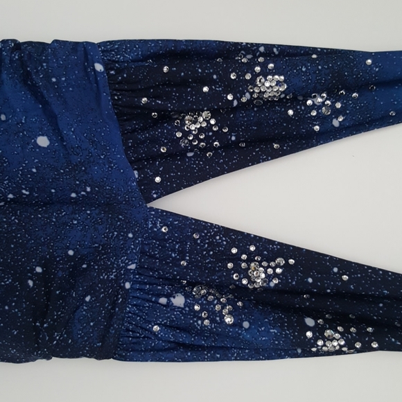 Halter Dress from the Stars & Stars Collection - Picture 2 of 8